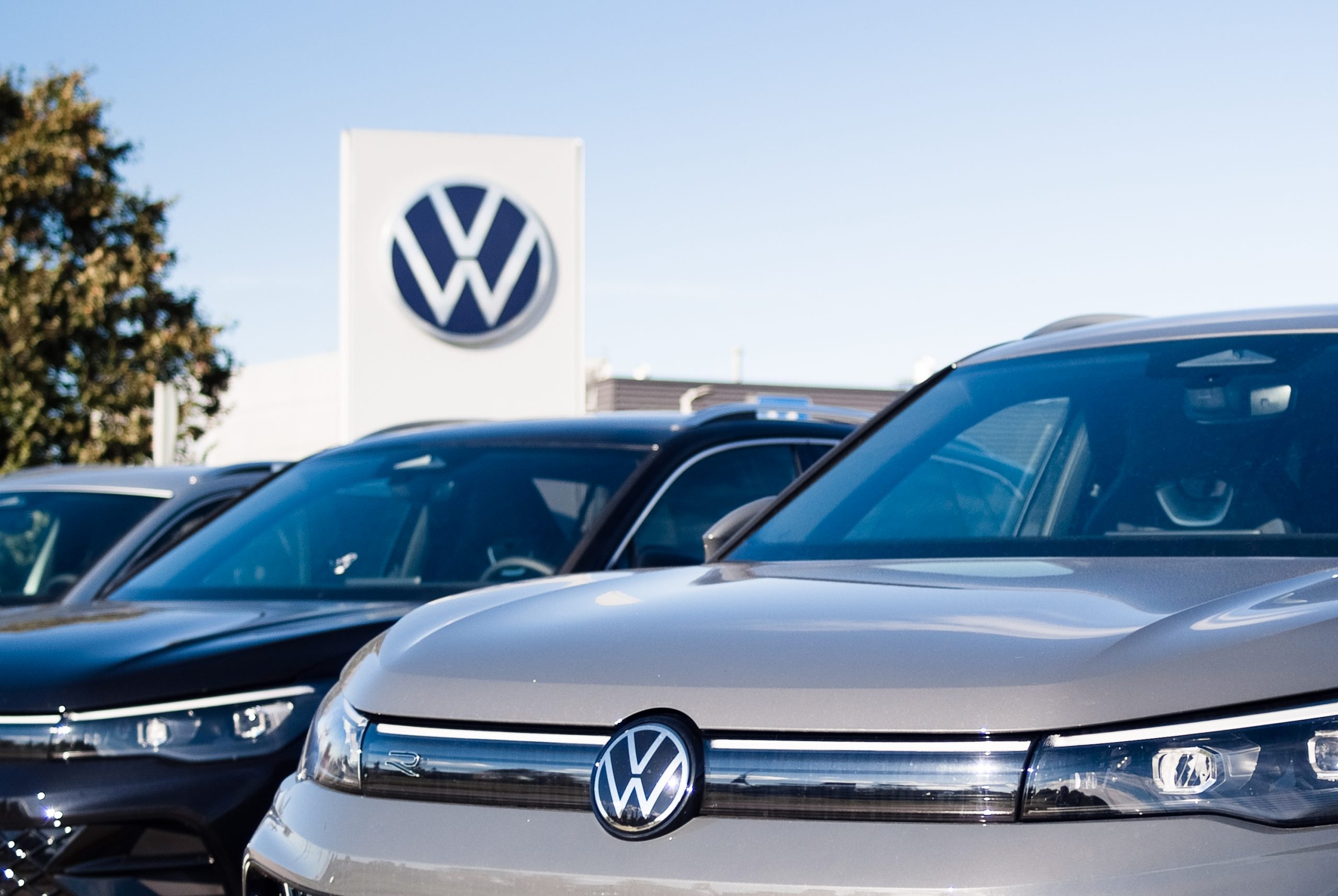 Volkswagen Plans to Terminate Strategic $1.71 Billion Automated-Driving Technology Partnership with Bosch