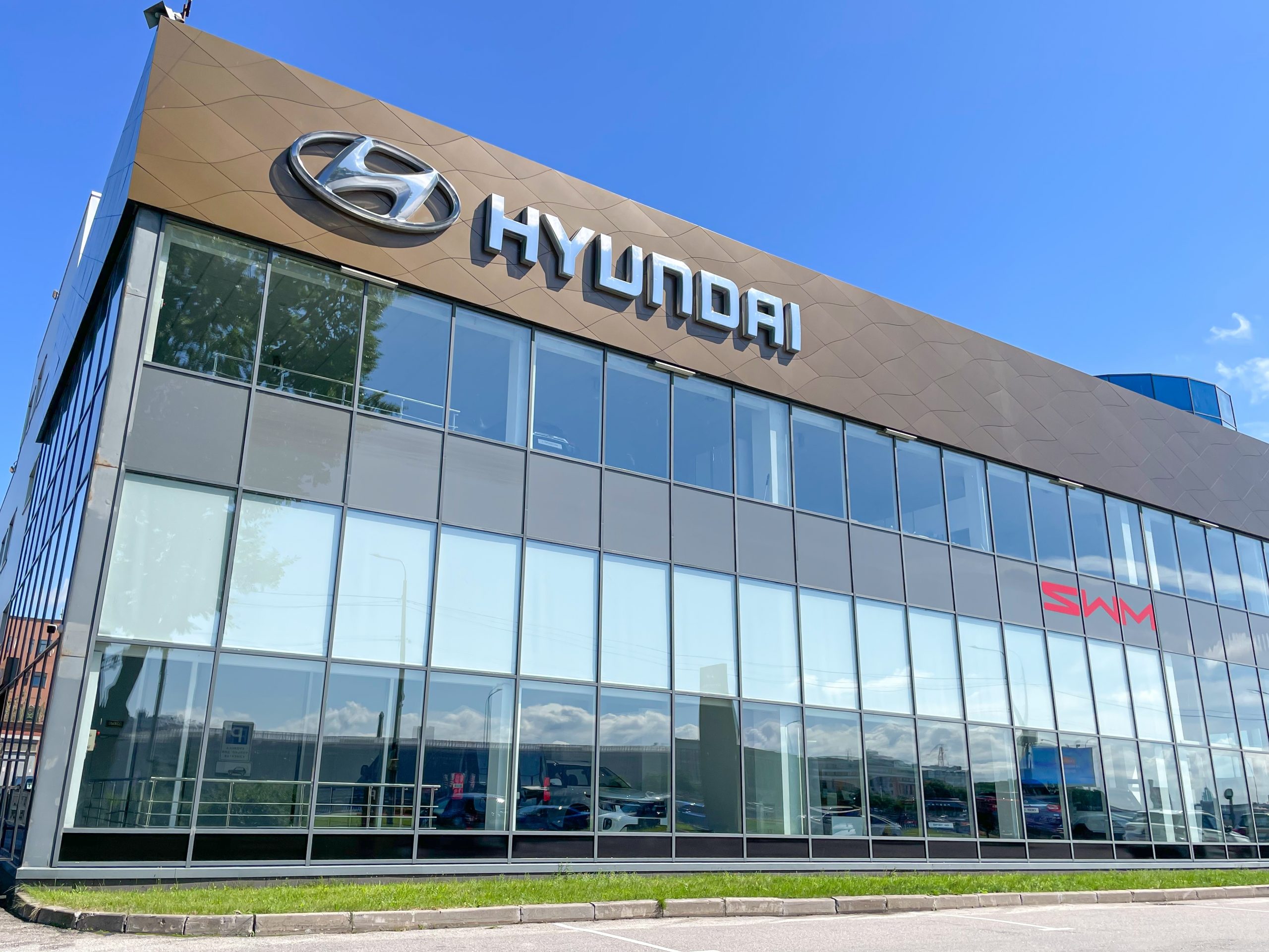 Hyundai Postpones In-House AI Driver-Assist System Launch to 2029 While Partnering with Nvidia